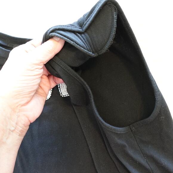 BLACK Knit SLEEVLESS Muscle Tank /T SHIRT with beaded Butterfly n LOVE patch - Picture 6 of 7